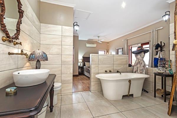 4 Bedroom Property for Sale in Zevendal Western Cape